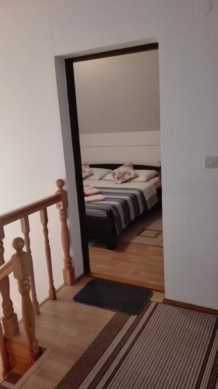 Guest House Adrijana Селище Дрезницко Екстериор снимка