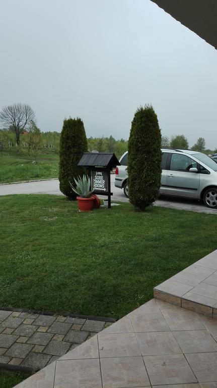 Guest House Adrijana Селище Дрезницко Екстериор снимка