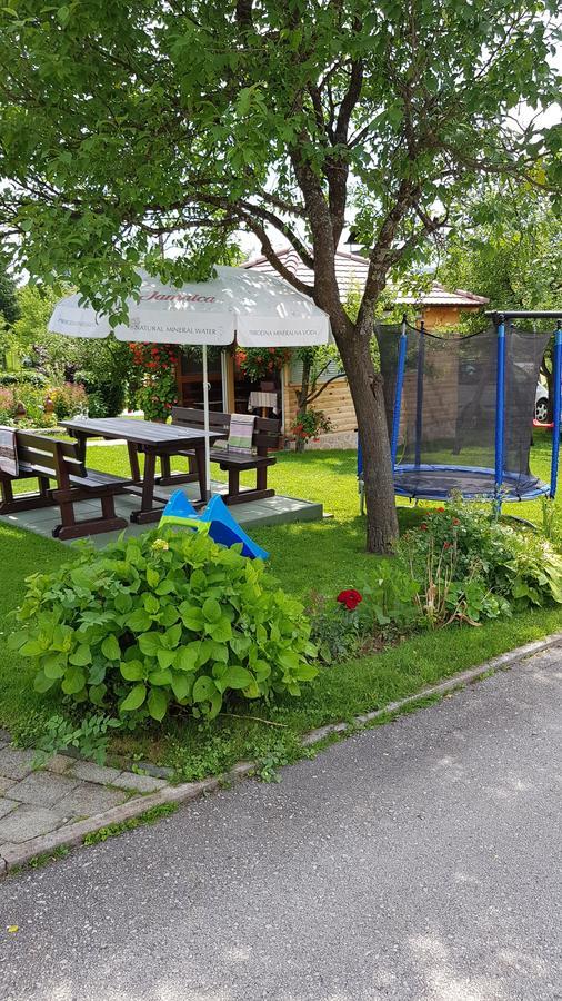 Guest House Adrijana Селище Дрезницко Екстериор снимка